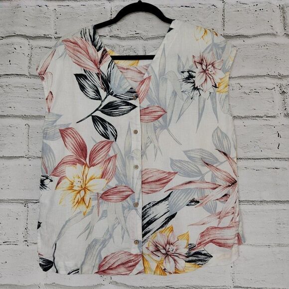 C&C California Women's 100% Linen Button Back Floral Short Sleeve Shirt Medium - Picture 2 of 12